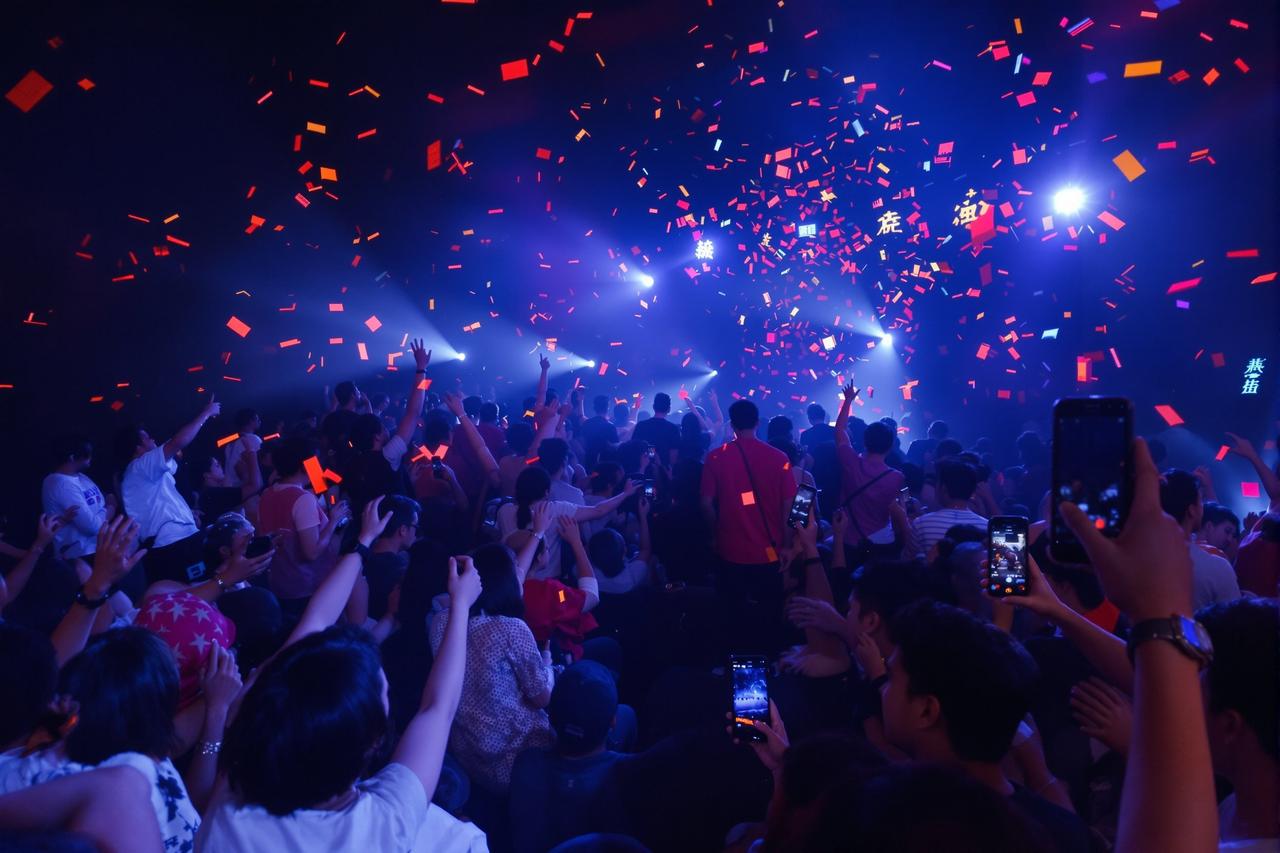 《星河漫漫》全球票房突破30亿，创四虎影院历史新高