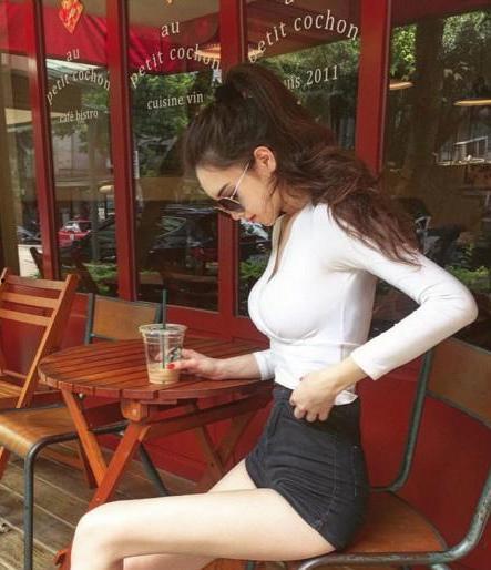 台湾美女张凯生活照  第3张